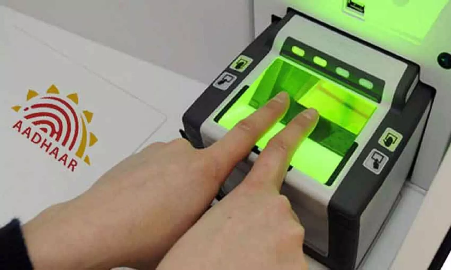 रीवा जिले में तीन आधार संचालकों की मशीनें जब्त, प्रशासन ने आखिर क्यों उठाया यह कदम