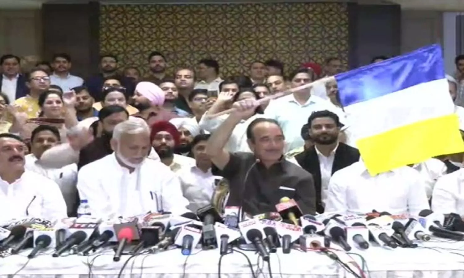 गुलाम नबी आज़ाद की नई पार्टी का नाम क्या है? जम्मू-कश्मीर विधानसभा चुनाव में क्या कमाल करेंगे आज़ाद?