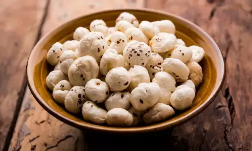 Makhana Benefits For Men: मखाना खाने से मिलते हैं पुरुषों को ये लाभ? ऐसे करें इस्तेमाल, जानें फायदे