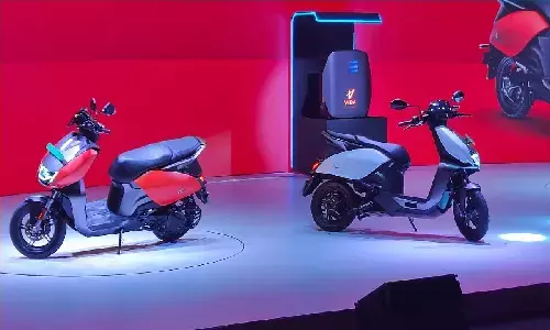 Hero Vida Price: हीरो ने लॉन्च की अपनी पहली इलेक्ट्रिक स्कूटर हीरो विडा, फीचर जान उड़ जाएंगे होश, फटाफट जाने