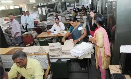 MP Promotion Rules 2022 : एमपी के कर्मचारियों के लिए ड्राफ्ट तैयार, 3 लाख कर्मचारियों को होगा बड़ा फायदा MP Promotion Rules 2022 : एमपी के कर्मचारियों के लिए ड्राफ्ट तैयार, 3 लाख कर्मचारियों को होगा बड़ा फायदा