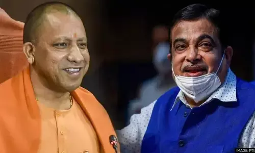 उत्तर प्रदेश: नितिन गडकरी ने कहा- 2 साल में अमेरिका से अच्छी होंगी यूपी की सड़कें उत्तर प्रदेश: नितिन गडकरी ने कहा- 2 साल में अमेरिका से अच्छी होंगी यूपी की सड़कें