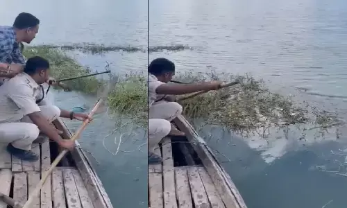 रीवा में पुष्पा स्टाइल में शराब की तस्करी, टमस नदी ने उगली शराब की बोतलें रीवा में पुष्पा स्टाइल में शराब की तस्करी, टमस नदी ने उगली शराब की बोतलें