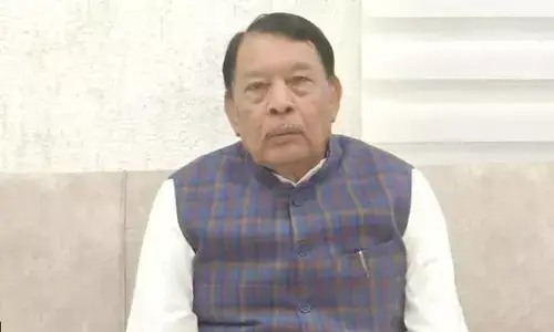 एमपी के मंत्री बिसाहू लाल के बिगड़े बोल, कहा कि राजा-महाराजा दारू पीकर पड़े रहते थे, शिकार हमारे लोग करते थे एमपी के मंत्री बिसाहू लाल के बिगड़े बोल, कहा कि राजा-महाराजा दारू पीकर पड़े रहते थे, शिकार हमारे लोग करते थे