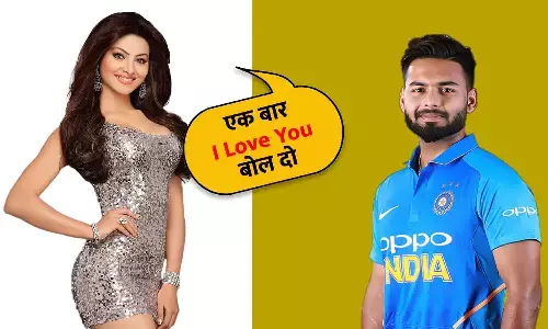 Urvashi Rautela Viral Video