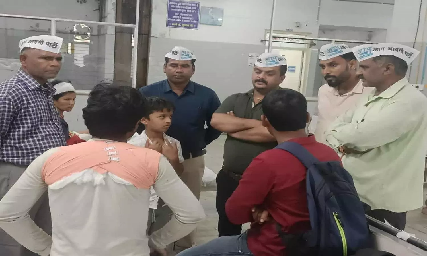 सोहागी बस हादसे पर रीवा के आप नेता का बड़ा बयान! बताया कैसे हुआ हादसा सोहागी बस हादसे पर रीवा के आप नेता का बड़ा बयान! बताया कैसे हुआ हादसा