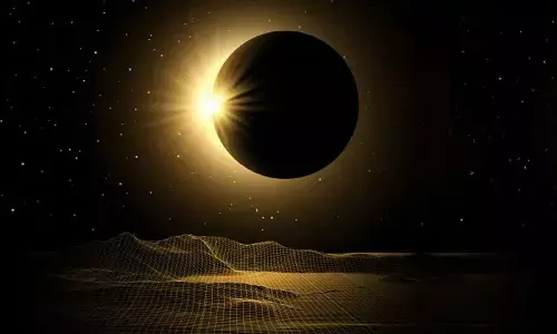 Chandra Grahan 2022 : अब चन्द्रग्रहण 8 नवंबर को, भारत में रहेगा व्यापक असर, 15 दिन के अंतराल में 2 ग्रहण, इन ग्रहों का हो सकता है अशुभ प्रभाव