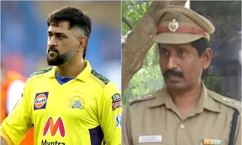 महेंद्र सिंह धोनी ने IPS अधिकारी संपत कुमार के खिलाफ केस क्यों दर्ज करवाया? महेंद्र सिंह धोनी ने IPS अधिकारी संपत कुमार के खिलाफ केस क्यों दर्ज करवाया?