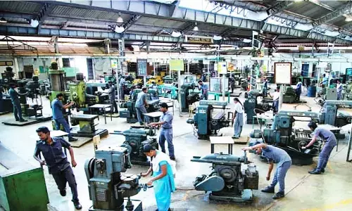 BEML Recruitment 2022: बीईएमएल ने निकाली वैकेंसी, योग्यता व कौन से पद हैं खाली जान लें BEML Recruitment 2022: बीईएमएल ने निकाली वैकेंसी, योग्यता व कौन से पद हैं खाली जान लें