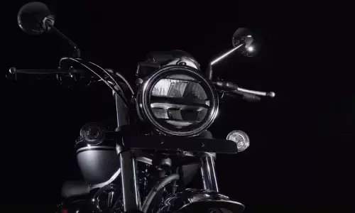 300 से 400 सीसी सेगमेंट में आने वाली टॉप 3 बाइक्स, जानें कौनसी हैं