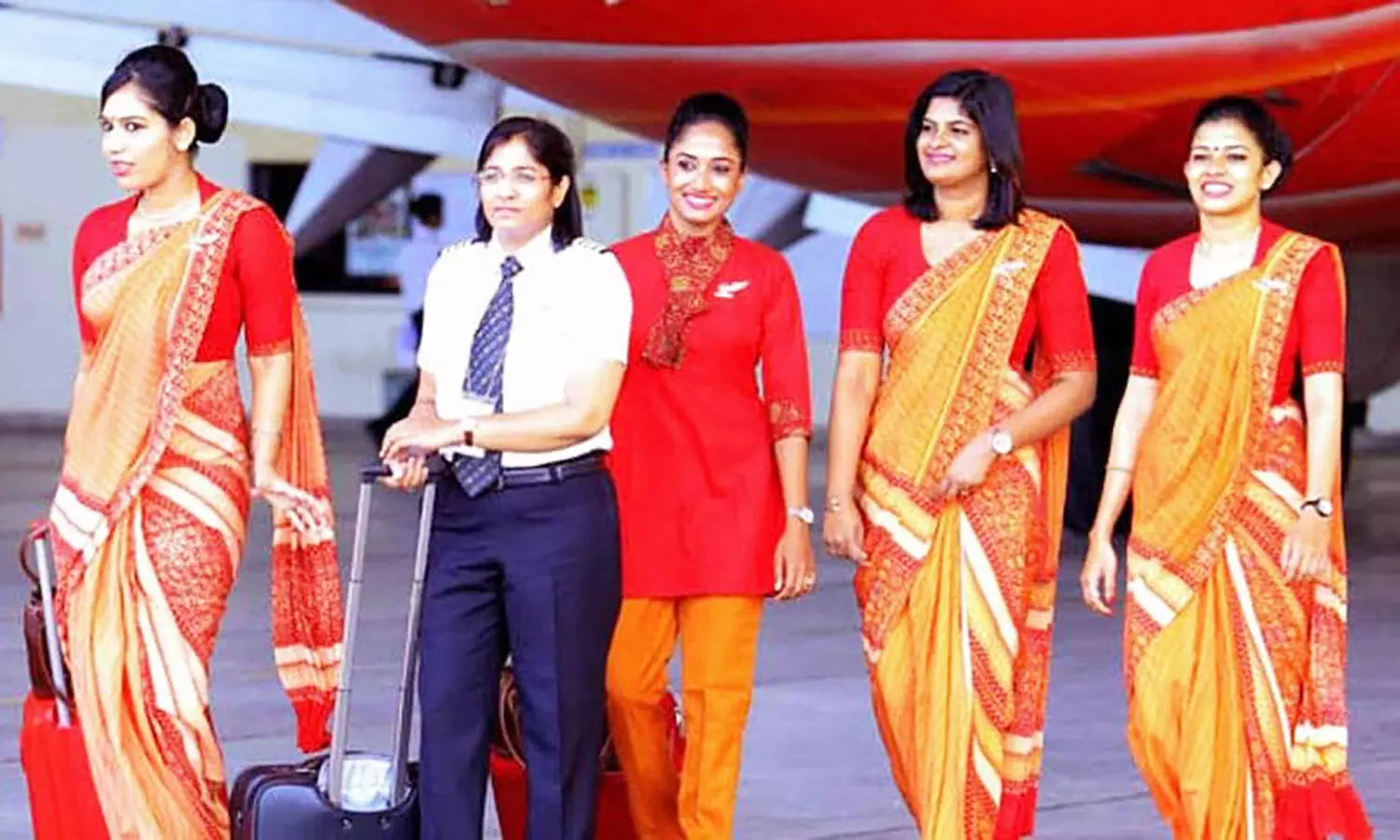 Air India Guide Lines News: एअर इंडिया क्रू मेंबर्स नए लुक में नजर आएंगे, जारी हुई गाइड लाइन