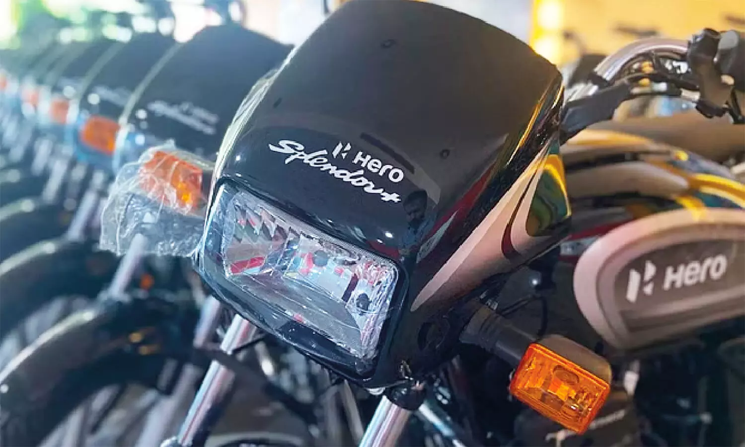 Hero Company News: हीरो कंपनी की गाड़ियां होंगी महंगी, कब से बढ़ेंगी कीमत जान लें Hero Company News: हीरो कंपनी की गाड़ियां होंगी महंगी, कब से बढ़ेंगी कीमत जान लें