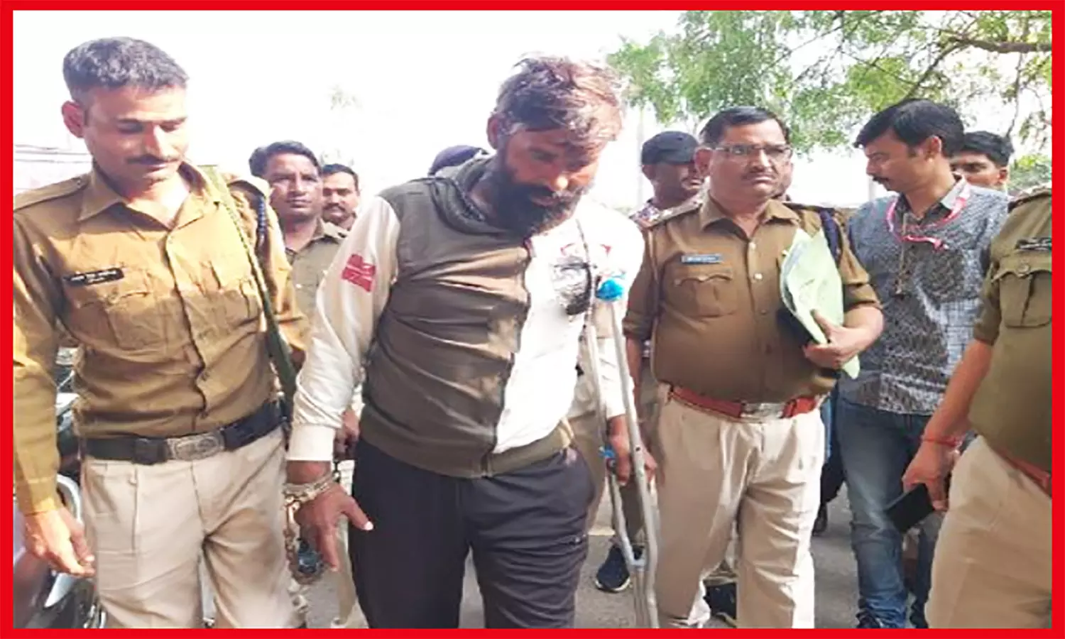 MP News: ईश्वर की शरण में डकैत गुड्डा, अपराध न करने की दे रहा सलाह