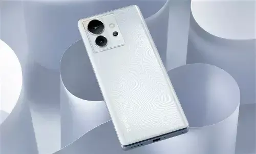 200MP कैमेरा के साथ इनफिनिक्स लांच करेगा फ्लैगशिप स्मार्टफोन, 12 मिनट में होगा फुल चार्ज 200MP कैमेरा के साथ इनफिनिक्स लांच करेगा फ्लैगशिप स्मार्टफोन, 12 मिनट में होगा फुल चार्ज