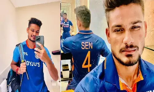 फटे मोजे की गेंद से प्रैक्टिस करने वाले फ़ास्ट बॉलर कुलदीप सेन की कहानी, जो अभी शुरू हुई है फटे मोजे की गेंद से प्रैक्टिस करने वाले फ़ास्ट बॉलर कुलदीप सेन की कहानी, जो अभी शुरू हुई है