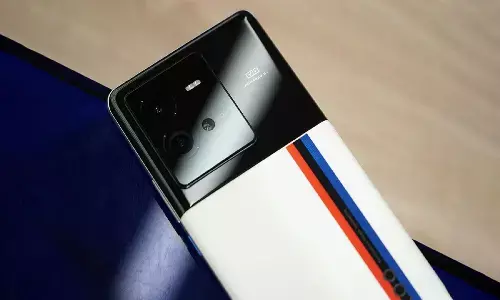 इस दिन लांच होगा iQOO 11 5G स्मार्टफोन, तारीख के साथ जानें लांच डेट इस दिन लांच होगा iQOO 11 5G स्मार्टफोन, तारीख के साथ जानें लांच डेट