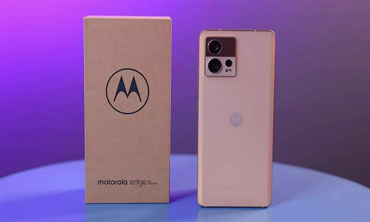 Motorola ने लांच किया अतिसुन्दर स्मार्टफोन, फीचर्स जानकर खरीदने का होगा मन