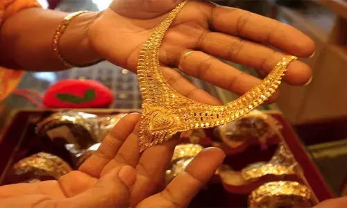 Gold Price Today, 10 February 2023: सोने चांदी की कीमतों में फिर बदलाव, फटाफट से चेक करें नए दाम