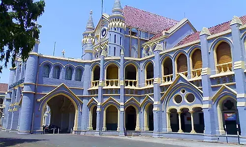 मध्यप्रदेश हाईकोर्ट में निकली भर्ती, अभ्यर्थी योग्यता व आयु सीमा जान लें