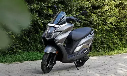 Suzuki Burgman Street EX स्कूटर के फीचर्स और स्पेसिफिकेशन्स जानें
