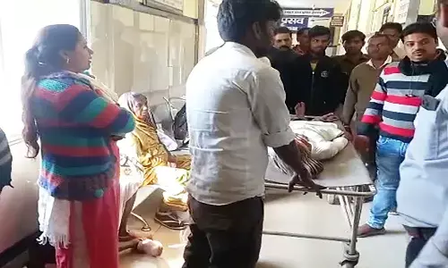 एमपी के पन्ना स्थित शासकीय स्कूल में एक-एक कर बेहोश हो गईं आठ छात्राएं, मचा हड़कम्प