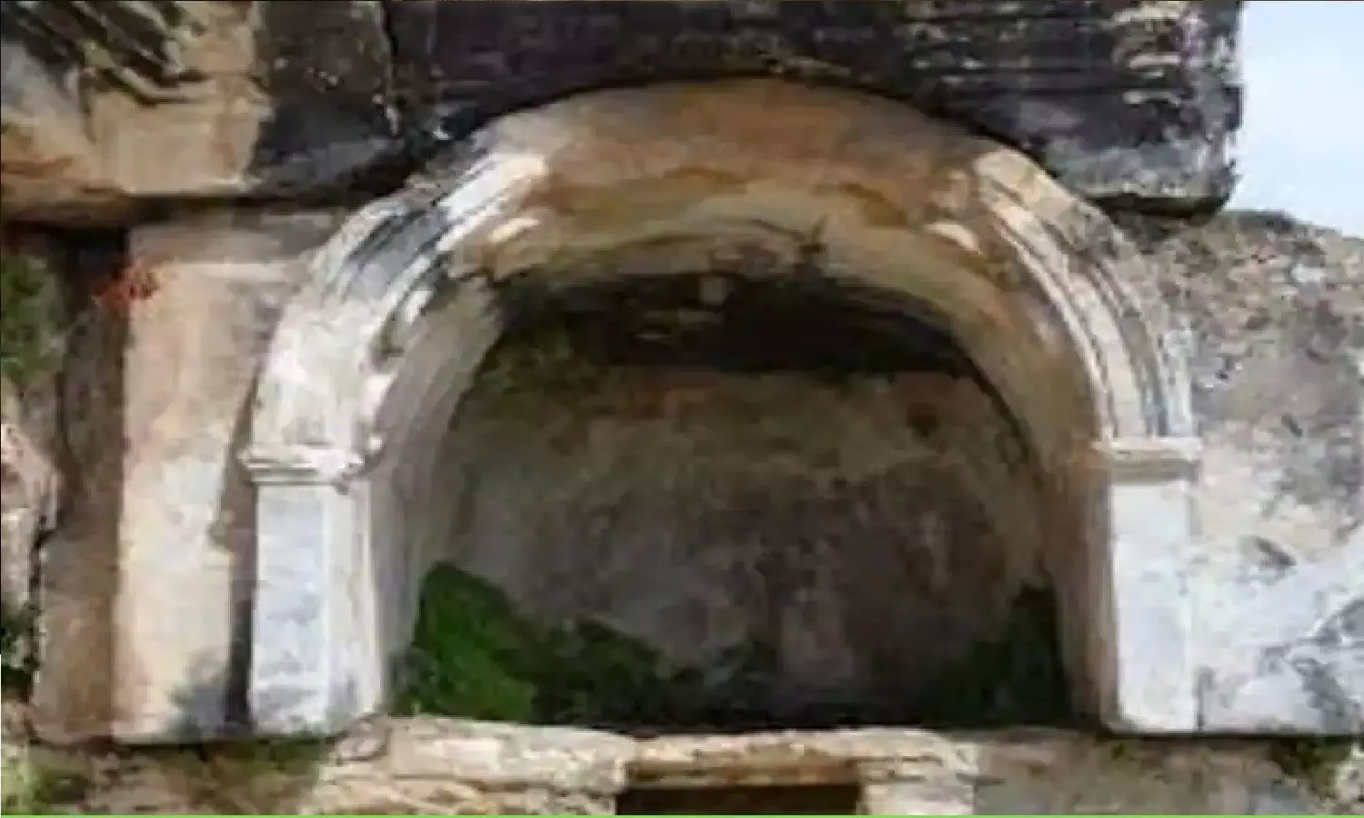 The Gate Of Hell: ये है नर्क का दरवाजा, जहां पहुंचते ही दम तोड़ देता है हर प्राणी