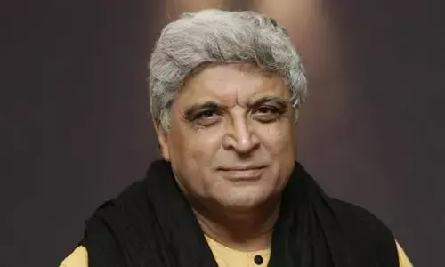 Javed Akhtar Court Notice News
