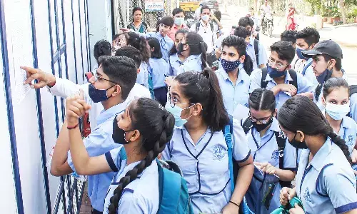 सीबीएसई दसवीं, बारहवीं परीक्षा के लिए जल्द जारी करेगा डेट शीट, प्रैक्टिकल परीक्षाएं कब से होंगी जान लें