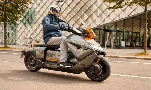 भारत में लॉन्च होगा दुनिया का सबसे महंगा इलेक्ट्रिक स्कूटर, BMW CE-04, कीमत सिर्फ 20 लाख रुपए