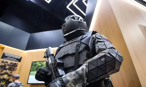 चीन DNA बदलकर अपने सैनिकों को किलिंग मशीन बना रहा, भूख-प्यास नहीं लगती सिर्फ टारगेट दिखता है चीन DNA बदलकर अपने सैनिकों को किलिंग मशीन बना रहा, भूख-प्यास नहीं लगती सिर्फ टारगेट दिखता है