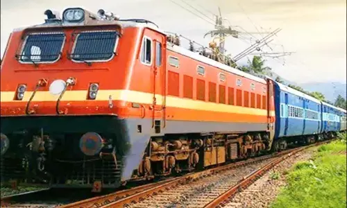 सात ज्योर्तिलिंग सहित शिर्डी और द्वारका की सैर कराएगी स्वदेश दर्शन ट्रेन