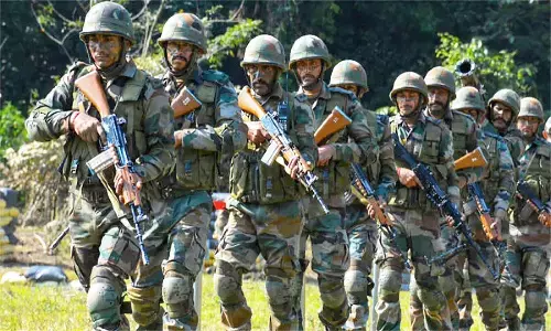 Indian Army Recruitment 2022: इंडियन आर्मी में ऑफिसर्स के पदों पर निकली भर्ती, अभ्यर्थी पद व योग्यता जान लें