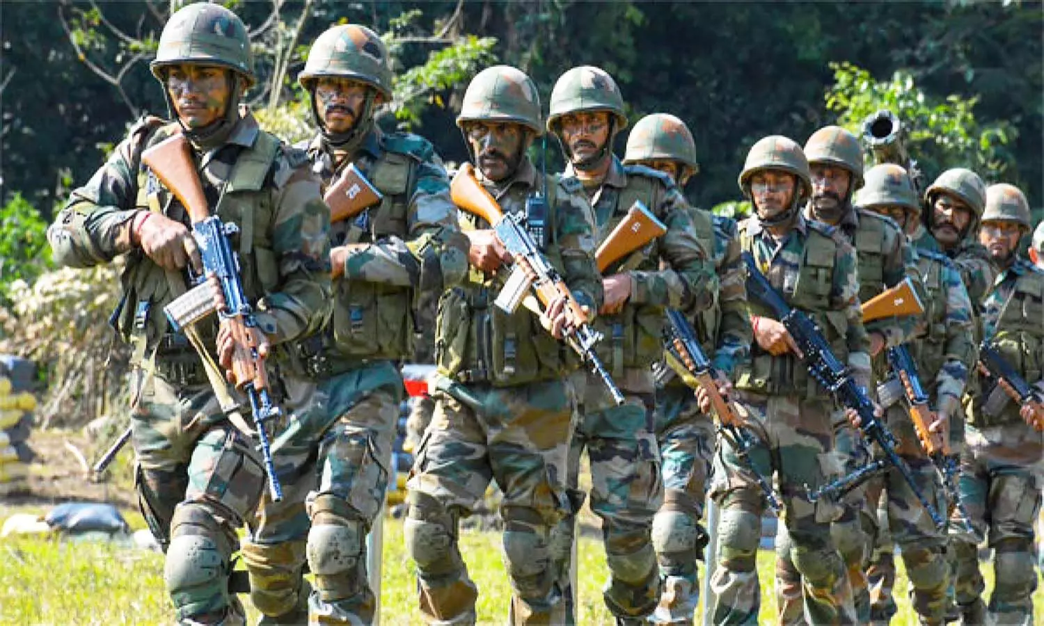 Indian Army Recruitment 2022: इंडियन आर्मी में ऑफिसर्स के पदों पर निकली भर्ती, अभ्यर्थी पद व योग्यता जान लें