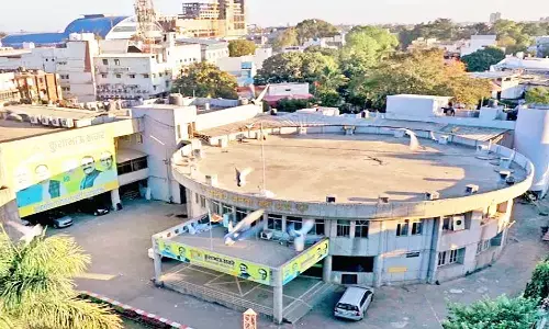 एमपी भोपाल में अगले सप्ताह से तोड़ा जाएगा भाजपा कार्यालय भवन, नहीं होगा विस्फोटक का इस्तेमाल एमपी भोपाल में अगले सप्ताह से तोड़ा जाएगा भाजपा कार्यालय भवन, नहीं होगा विस्फोटक का इस्तेमाल