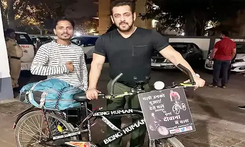 एमपी के जबलपुर का युवक साइकिल की सवारी कर मुंबई पहुंचा सलमान खान से मिलने