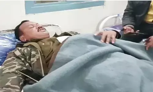 एमपी के नरसिंहपुर में विवाद सुलझाने गए पुलिसकर्मी पर हमला, कुल्हाड़ी से किए तीन वार