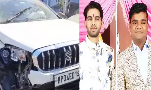 एमपी भोपाल में हादसाः 3 फीट उछली कार, बीजेपी के पूर्व जिलाध्यक्ष के बेटे व दामाद की मौत