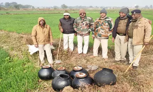 एमपी कटनी में 1 लाख से अधिक कीमत की महुआ लाहन व शराब जब्त