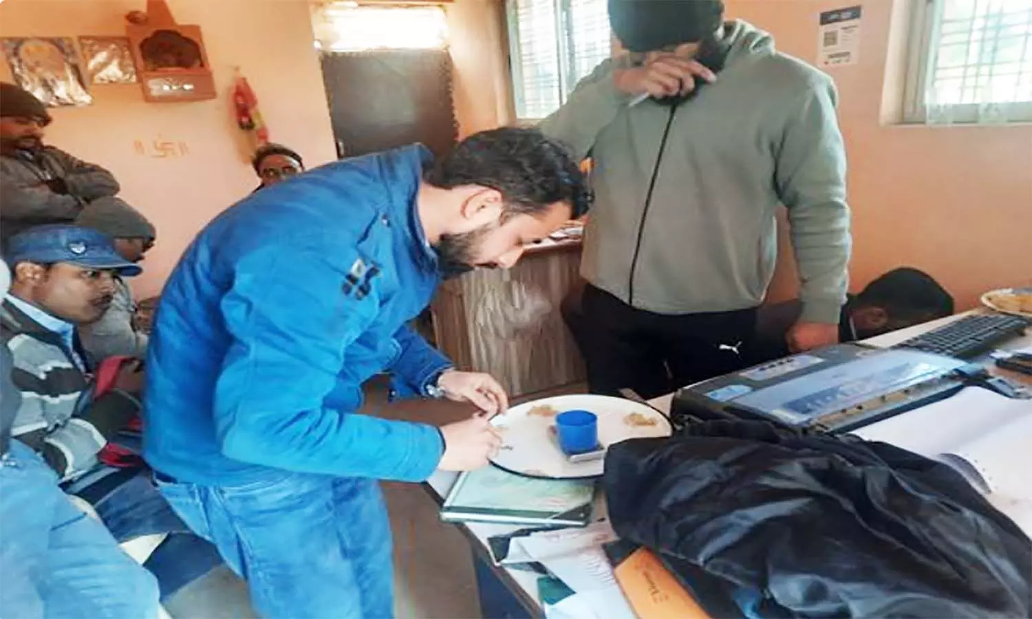 एमपी के सीधी में जांच टीम ने किया परीक्षण, 13 प्रतिशत धान मिली अमानक एमपी के सीधी में जांच टीम ने किया परीक्षण, 13 प्रतिशत धान मिली अमानक