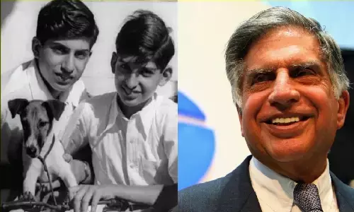 रतन टाटा के भाई Jimmy Tata, जो 2 BHK के फ्लैट में रहते हैं, मोबाइल नहीं रखते