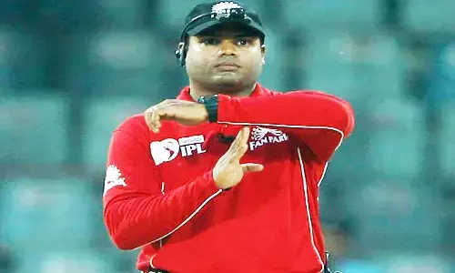 MP News: होलकर स्टेडियम में भारत और न्यूजीलैंड के बीच क्रिकेट मैच 24 जनवरी को, अंपायरिंग करेंगे इंदौर के नितिन MP News: होलकर स्टेडियम में भारत और न्यूजीलैंड के बीच क्रिकेट मैच 24 जनवरी को, अंपायरिंग करेंगे इंदौर के नितिन