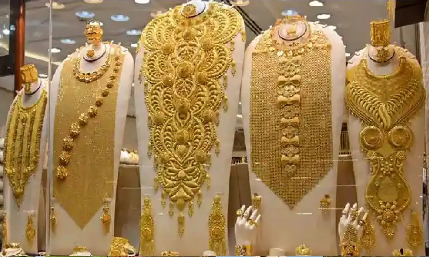 Gold Price Today: गोल्ड की कीमत ऑल टाइम हाई, एक तोला सोना 57,362 रुपए का, यह बढ़कर 64 हज़ार तक जा सकता है