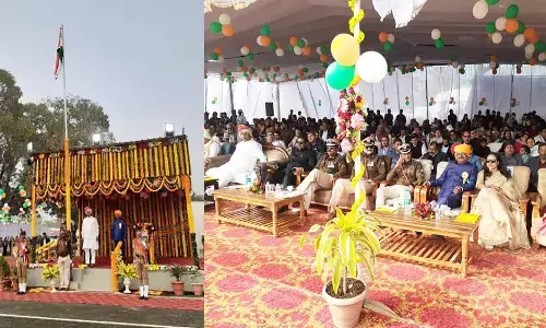 MP News: रीवा में विधानसभा अध्यक्ष ने किया ध्वजारोहण, ली परेड की सलामी