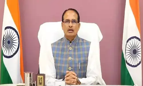 विकास यात्राः अफसरों व नेताओं को सीएम ने दी नसीहत, औपचारिकता नहीं निभाना है लोगों को ऐसा लगे कि सेवा करने आए हैं