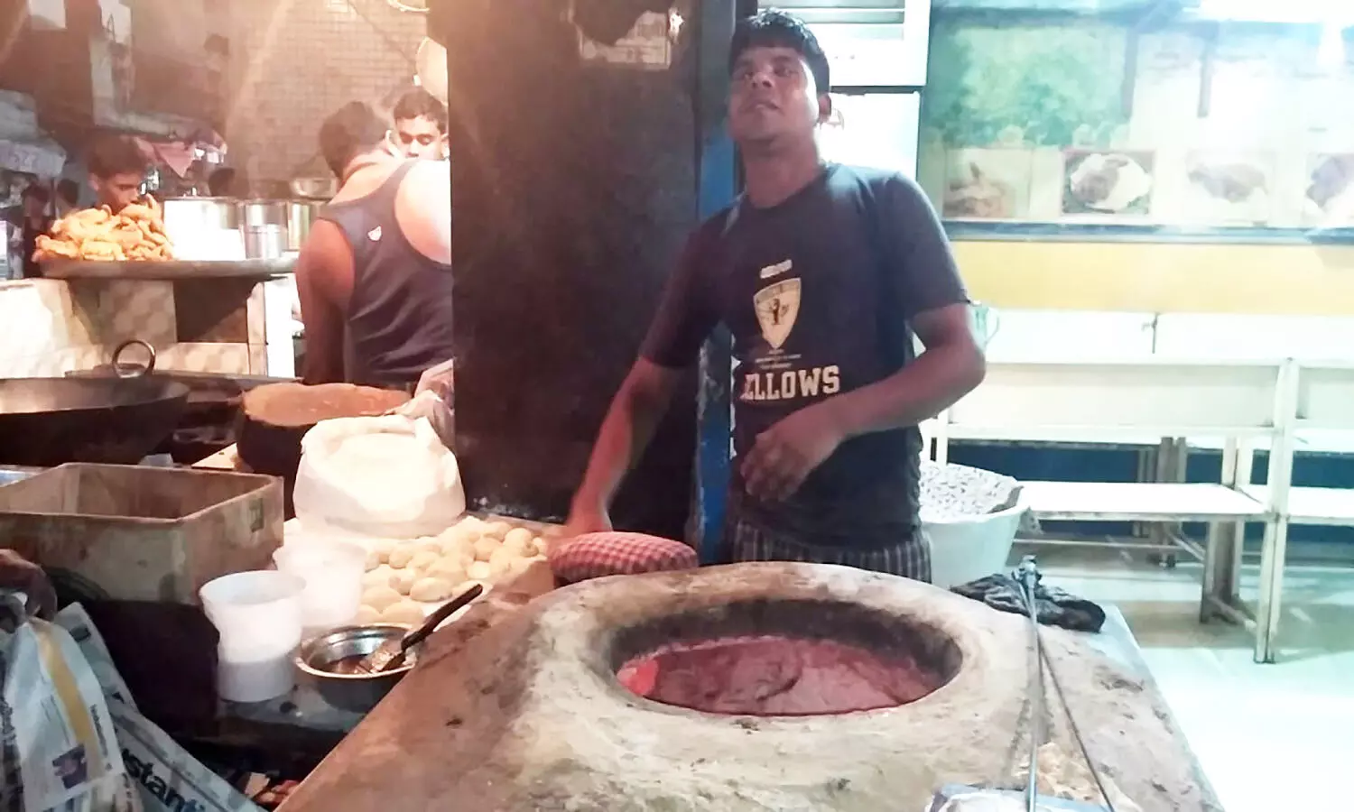 एमपी का ऐसा पहला जिला जहां प्रशासन ने भट्ठियों में बनने वाली तंदूरी रोटी पर लगाया बैन, कहा स्वास्थ्य के लिए हानिकारक