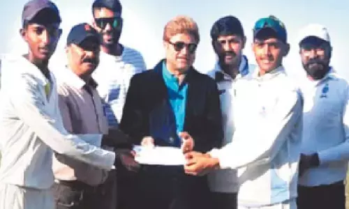 रीवा के आर्यन तिवारी ने इंदौर के खिलाफ ठोंका दोहरा शतक रीवा के आर्यन तिवारी ने इंदौर के खिलाफ ठोंका दोहरा शतक