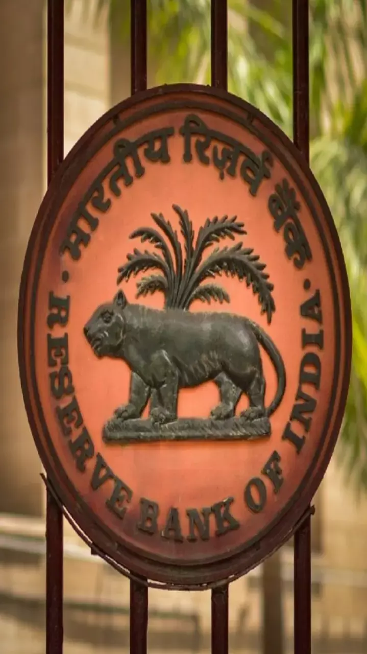 RBI Monetary Policy : होम, ऑटो सहित सभी लोन महंगे! 0.25 फीसदी बढ़ा ब्‍याज