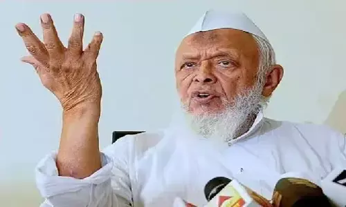 मौलाना अरशद मदनी ने कहा- मनु अल्लाह को पूजते थे, ओम-अल्लाह एक है! नाराज धर्मगुरु मंच छोड़कर चले गए मौलाना अरशद मदनी ने कहा- मनु अल्लाह को पूजते थे, ओम-अल्लाह एक है! नाराज धर्मगुरु मंच छोड़कर चले गए