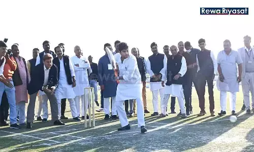 एमपीसीए क्रिकेट स्टेडियम रीवा: केन्द्रीय मंत्री ज्योतिरादित्य सिंधिया ने अत्याधुनिक ढंग से निर्मित क्रिकेट ग्राउण्ड का किया लोकार्पण एमपीसीए क्रिकेट स्टेडियम रीवा: केन्द्रीय मंत्री ज्योतिरादित्य सिंधिया ने अत्याधुनिक ढंग से निर्मित क्रिकेट ग्राउण्ड का किया लोकार्पण