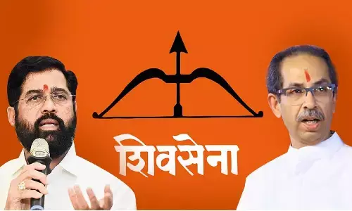 ठाकरे परिवार की जागीर शिंदे के नाम: असली शिवसेना का ठप्पा और तीर-कमान का चिन्ह एकनाथ शिंदे गुट के पास ठाकरे परिवार की जागीर शिंदे के नाम: असली शिवसेना का ठप्पा और तीर-कमान का चिन्ह एकनाथ शिंदे गुट के पास